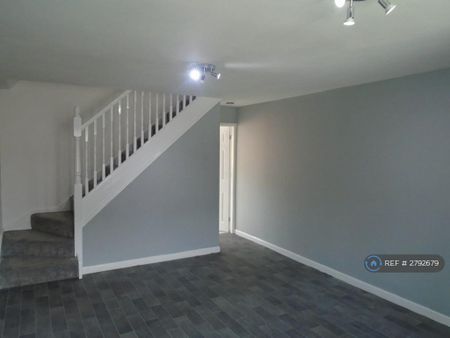 2 bedroom terraced house to rent - Photo 5