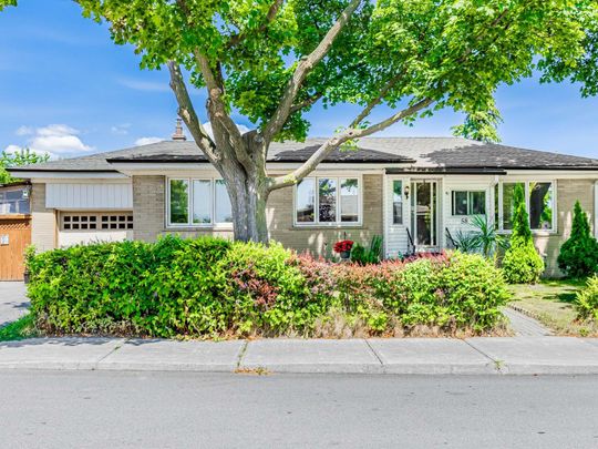 For Lease - 58 Janet Boulevard Unit# Lower Level, Toronto, Ontario - Photo 1