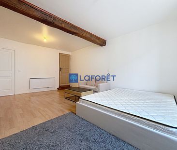 Apartment - Photo 2