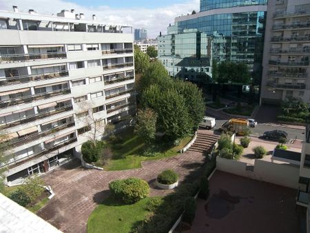 LEVALLOIS PERRET - Parc de la Planchette appartement de 71 m² - 3 pièces - 2 chambres - 1 salle de bains - Photo 5