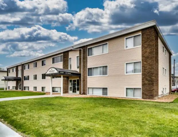 Villa Grande Apartments | 10005 154 Street, Edmonton - Photo 1