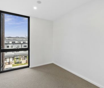 Contemporary Living - Photo 4