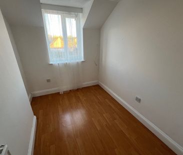 Clover Gardens - Photo 4