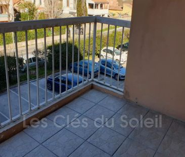Location appartement 3 pièces 70 m² Toulon - Photo 6