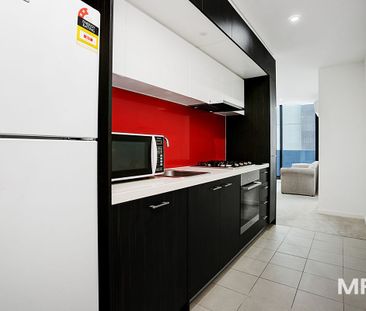 405/8 Sutherland Street, Melbourne - Photo 3