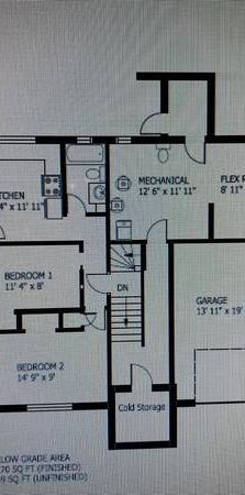 Spacious 2 bdrms walk up lower unit for rent near Stampede! - Photo 1