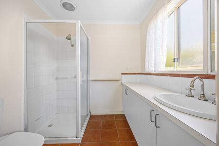 Comfortable Family Living in Miners Rest - Photo 3