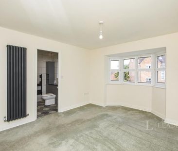 4 bedroom detached house to rent - Photo 6