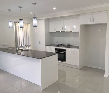 Stunning Four Bedroom Home With Loads Of Special Features - Photo 2