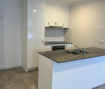 1 Hillsborough Place Pimpama - Photo 4