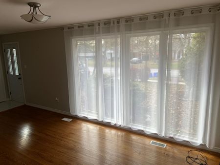 For Lease - 329 Cochrane Street, Whitby, Ontario - Photo 3