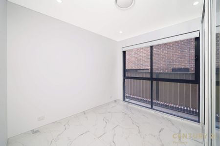 Comfortable Family Living - Photo 3