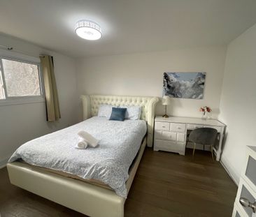 For Lease - 166 Fincham Avenue Unit# Main, Markham, Ontario - Photo 4