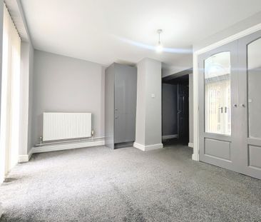 Sion Street, PONTYPRIDD - Photo 1