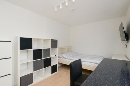 5 bedroom terraced house to rent - Photo 4