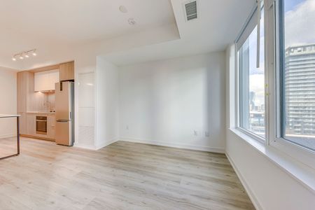 For Lease - 395 Square One Drive Unit# 806, Mississauga, Ontario - Photo 3