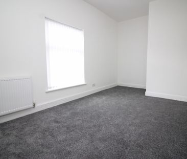 3 Bedroom Terraced House - Photo 1