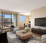 The Lamplighter - Photo 1