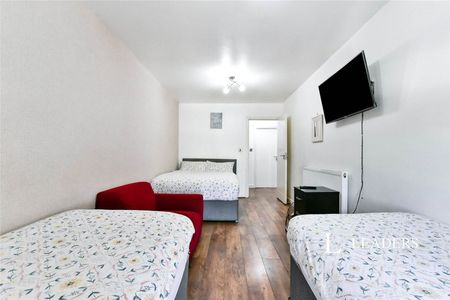 3 bedroom apartment to rent Wilmslow Road, Manchester, M14 - Photo 2