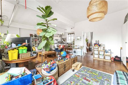 Arcola Street, London, E8 2DJ - Photo 3