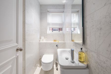 2 Bed Flat, Sloane Gardens, SW1W - Photo 4