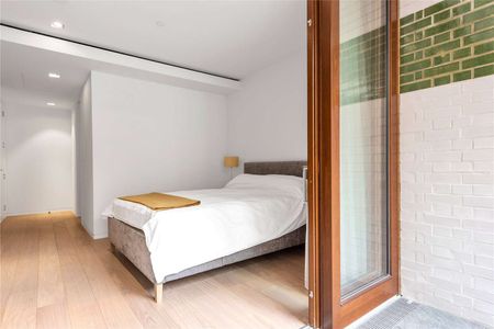 Abernethy House, 47 Bartholomew Close, London, EC1A 7BD - Photo 4