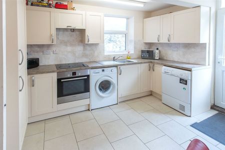 Holyhead Road, Bangor, Gwynedd, LL57 - Photo 5