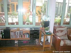 Logement à Paris, Location meublée - Photo 5