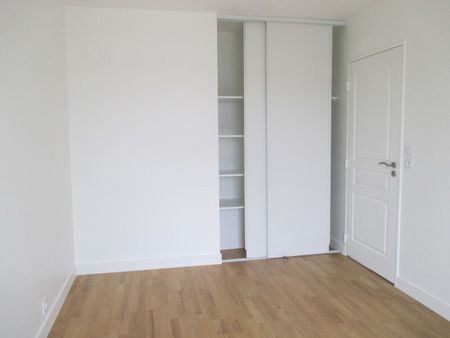 Location Appartement 2 Pièces 41 m² - Photo 2