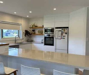 Great Family Home - Photo 3