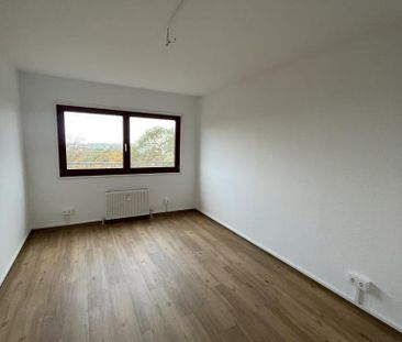 Große 3-Zimmer-Wohnung in Darmstadt-Eberstadt - jetzt bewerben ! - Photo 4