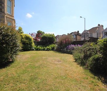 2 bedroom detached house to rent - Photo 3