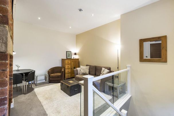 1 bedroom flat to rent - Photo 1