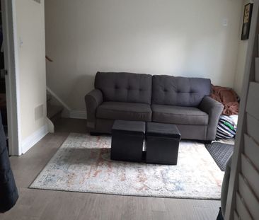 For Lease - 29 Fanshawe Drive, Brampton, Ontario - Photo 2