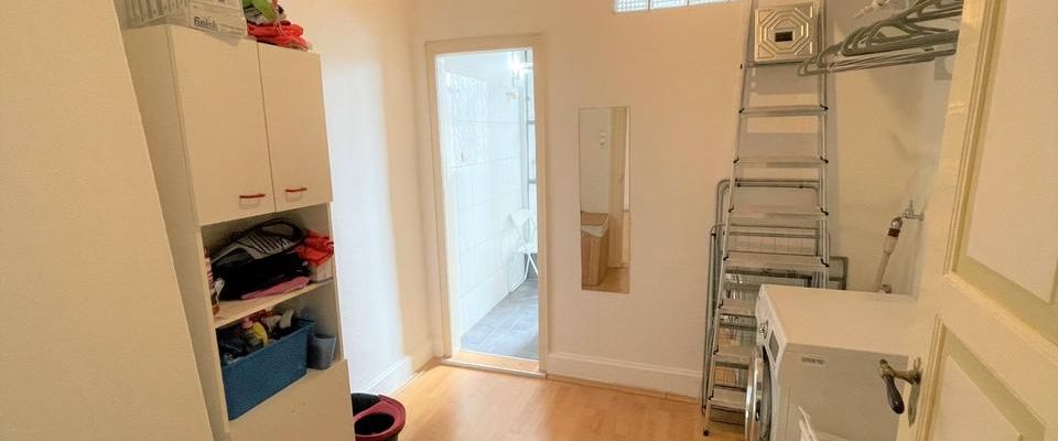 Großzügige 3-Zimmer-Wohnung mit 118 m² und Einbauküche - Foto 1