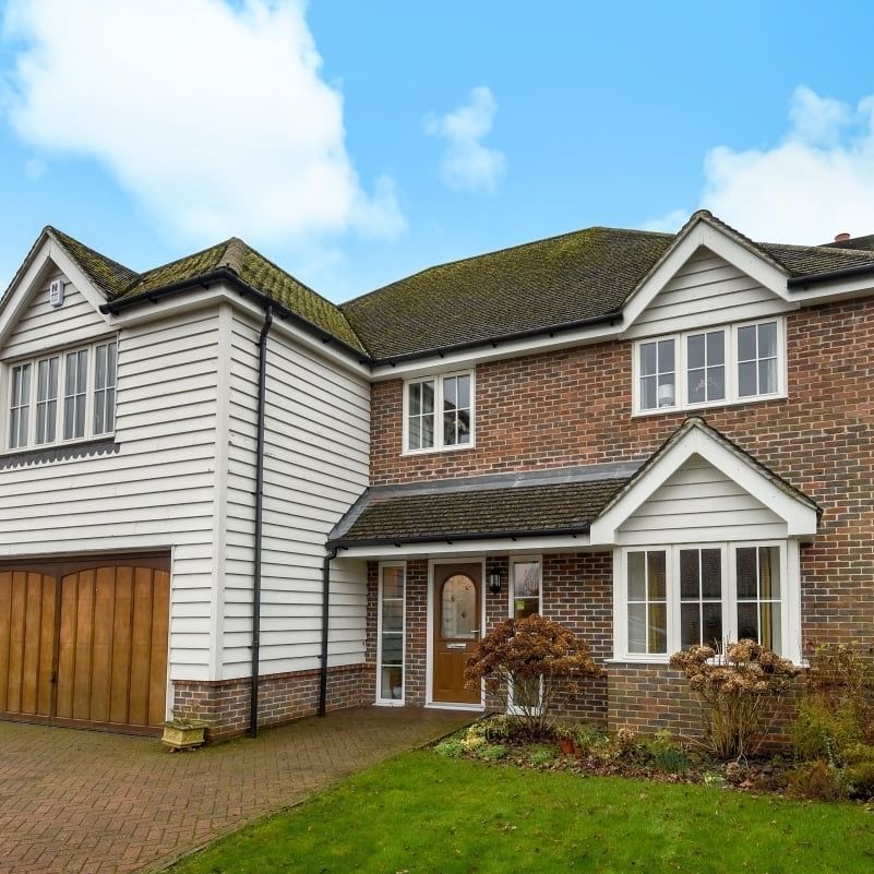 5 bedroom detached house to rent - Photo 1