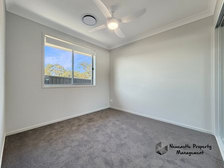 30a Cosby View, Edgeworth - Photo 2