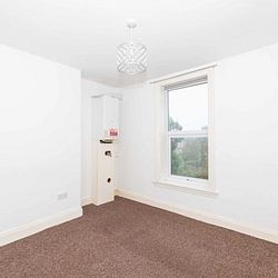 Godwin Road, Cliftonville, Margate, CT9 2HF, Kent - Photo 2