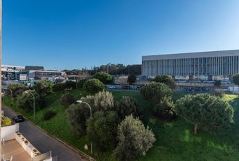 3 Bedroom Apartment with a view, Fórum Oeiras, Oeiras