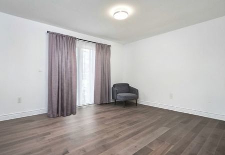 For Lease - 16 Gibbon Drive, Barrie, Ontario - Photo 3