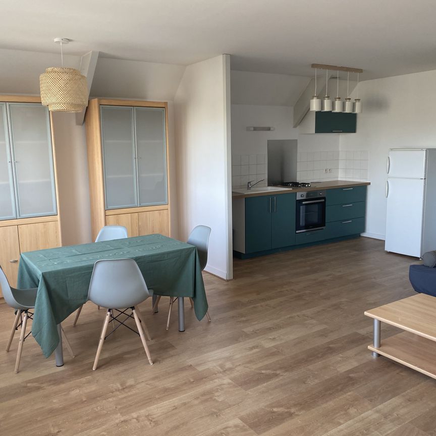 Location Appartement 1 pièce 44m² BOURGES 18000 - Photo 1