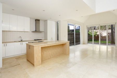 10 Moffat Street BRIGHTON - Photo 2