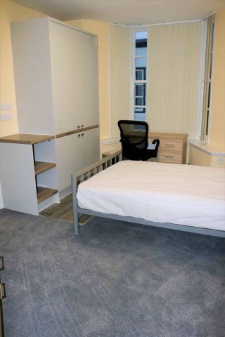 Gold Studio - Photo 3