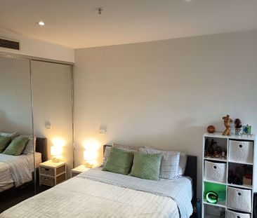 Docklands - Photo 3