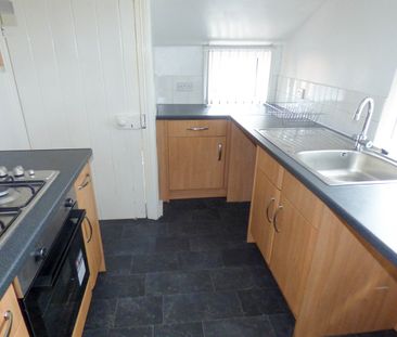 3 bed flat to rent in Ravensworth Terrace, South Shields, NE33 - Photo 1