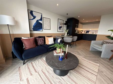 Luxurious One Double Bedroom Apartments with stunning facilities in the amazing Cortland Development, Colliers Yard. - Photo 2