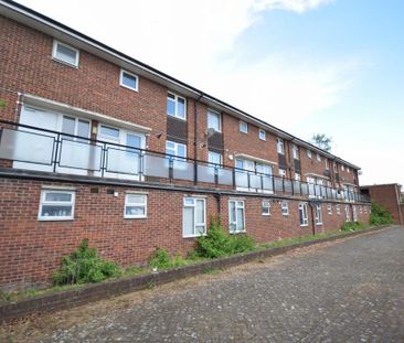 2 bedroom maisonette to rent - Photo 3