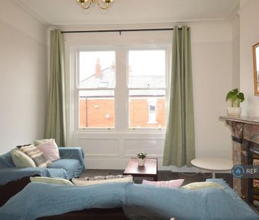 4 bedroom maisonette to rent - Photo 3