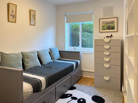 3 bedroom property to let - Photo 5