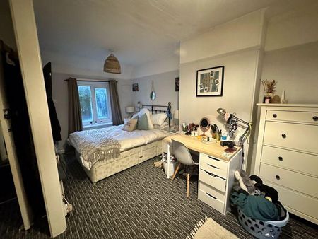4 bedroom house share to rent - Photo 3